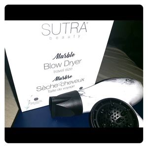 Sutra Beauty travel blow dryer